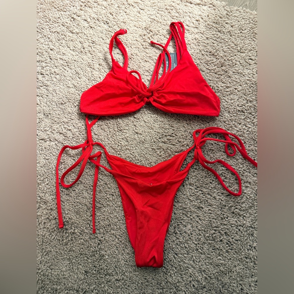 OneOne Maggie Top & Ariel Bottom Bikini Set